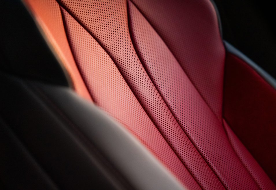 ASIENTOS F SPORT